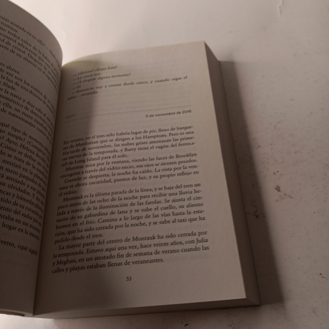 Recursión / Recursion by Blake Crouch TPB (2021)