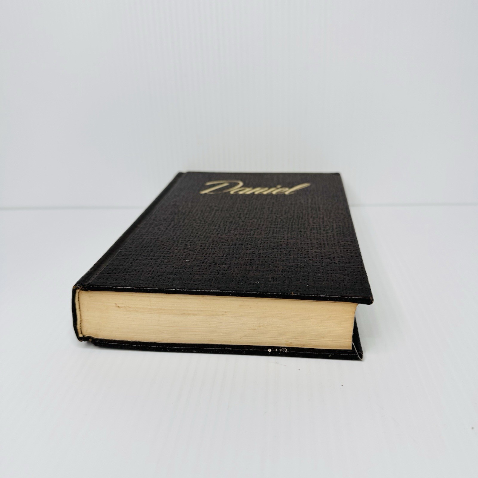 Daniel Verse by Verse Study by Oliver B. Greene 1974 Hardcover Edition