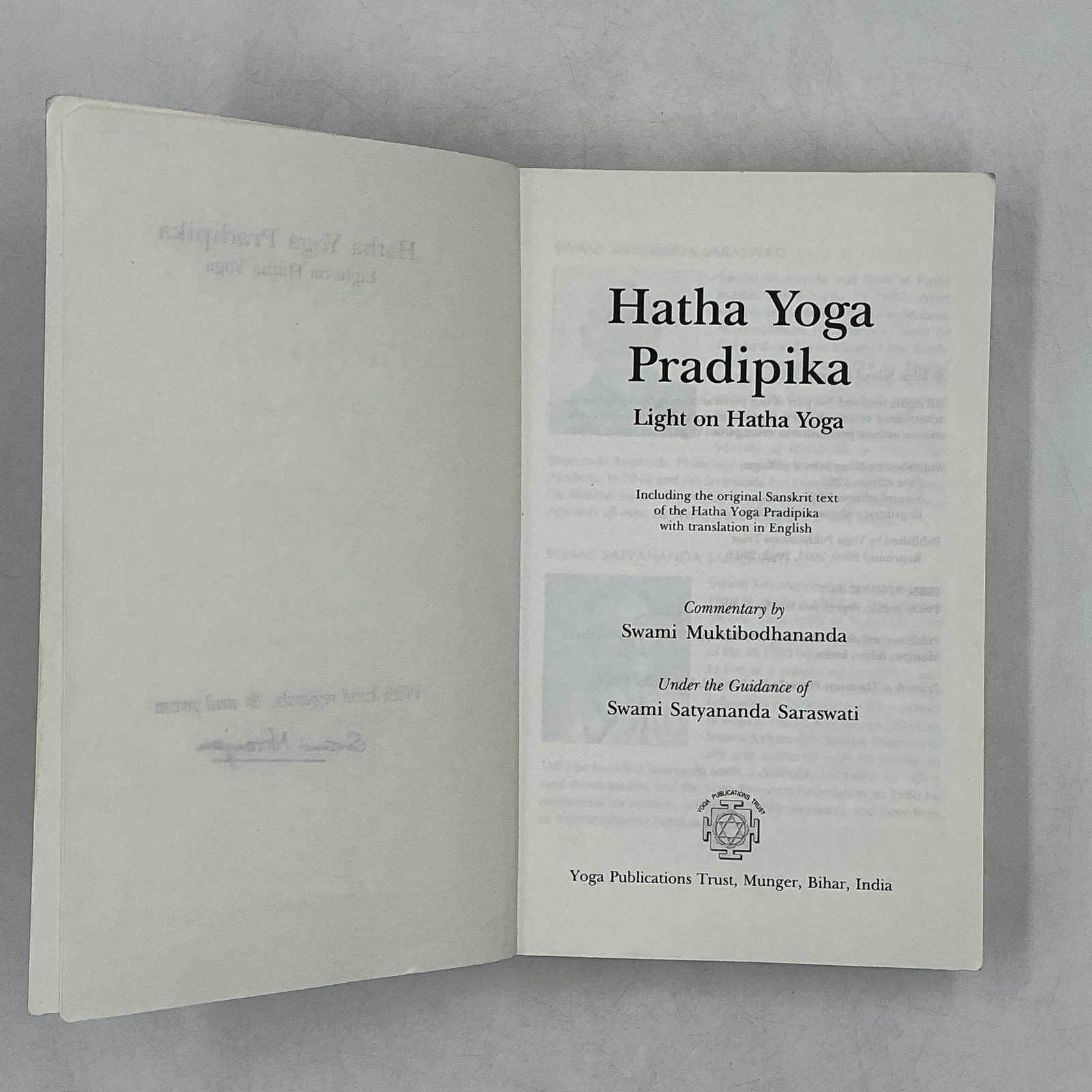 Hatha Yoga Pradipika Swami Muktibodhananda Paperback Yoga Publications Trust Red