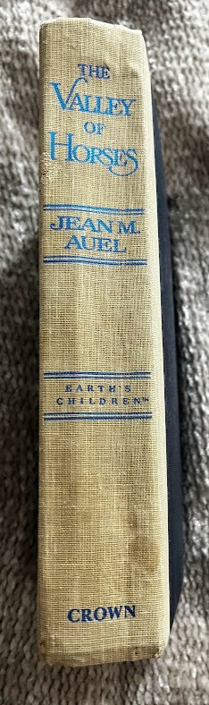 Earth’s Children Ser.: The Valley of Horses by Jean M. Auel (1982, Hardcover)