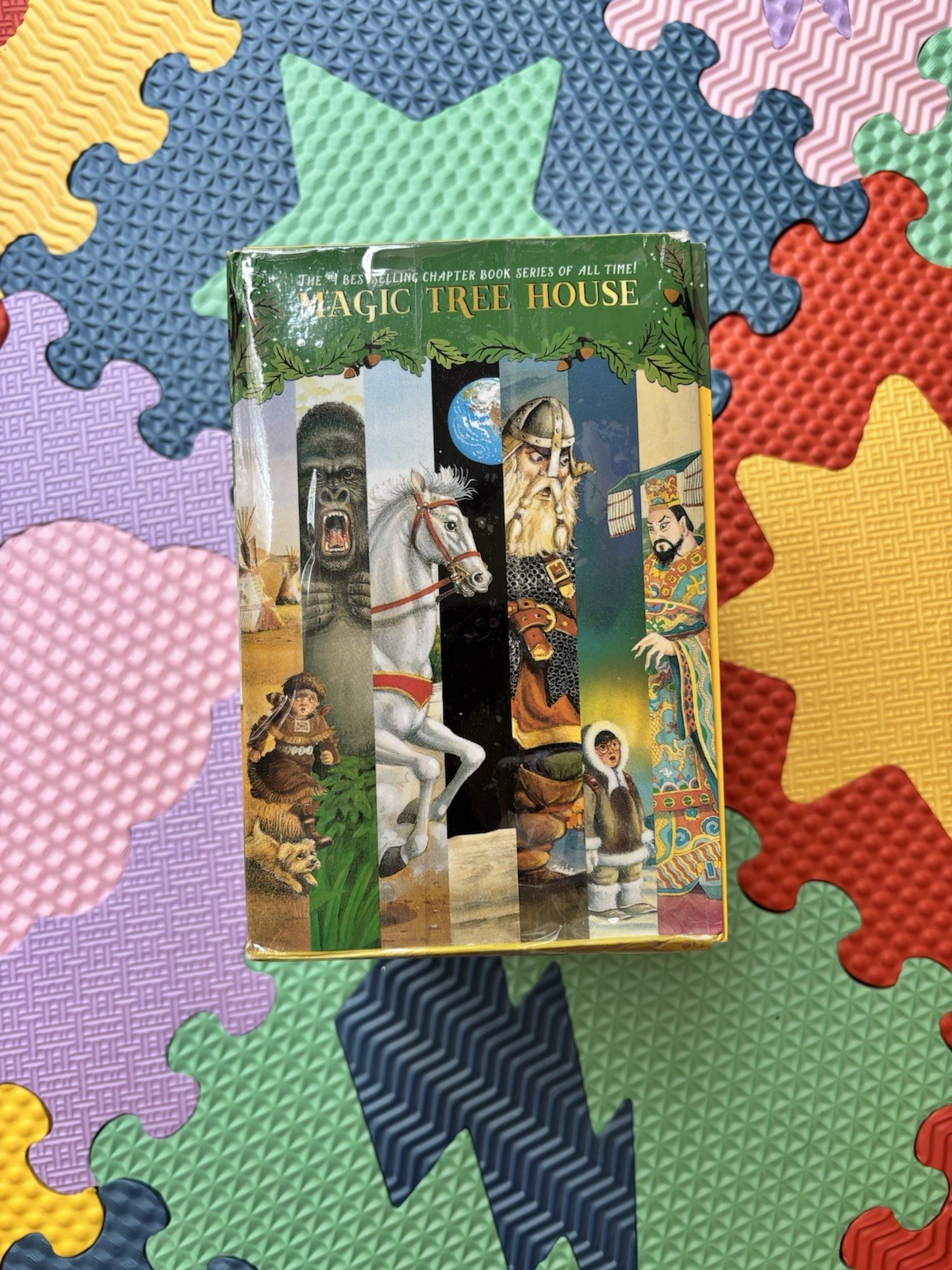 Mary Pope Osborne Magic Tree House Ser. Books 1-28 Box Set 2008 UK TP