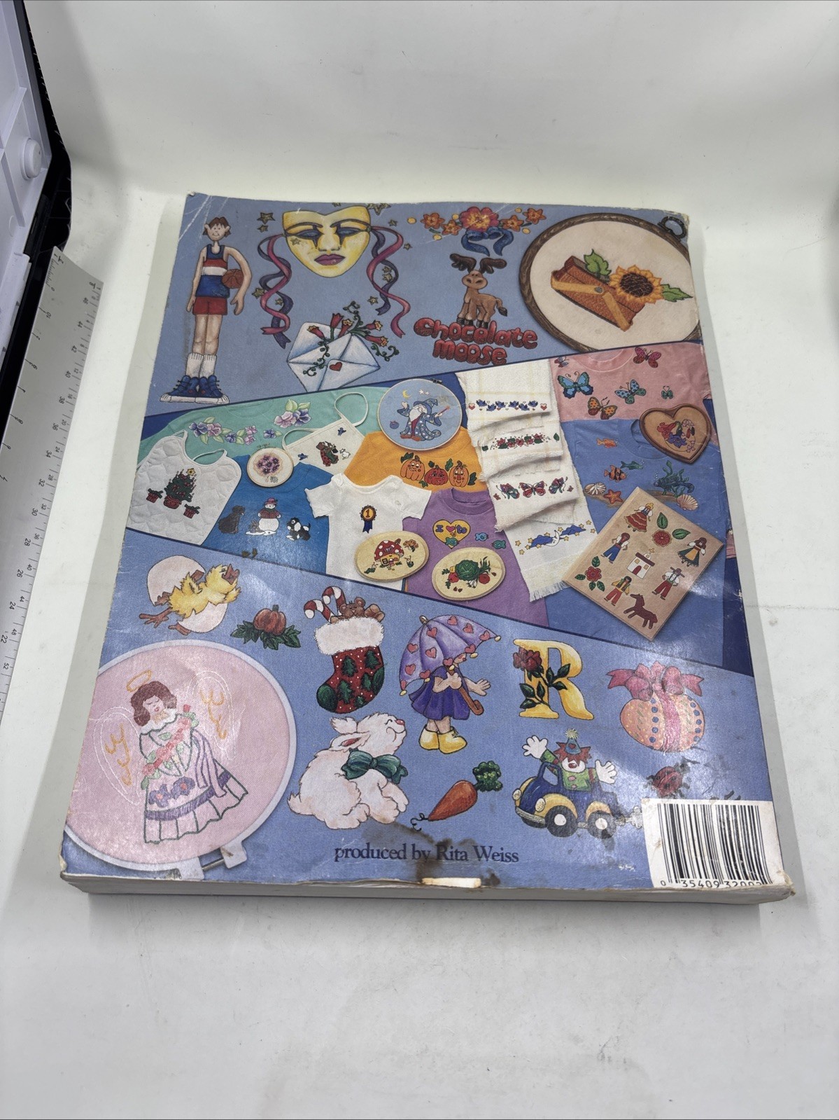 2,002 Iron-on Transfers for Painting and Embroidery