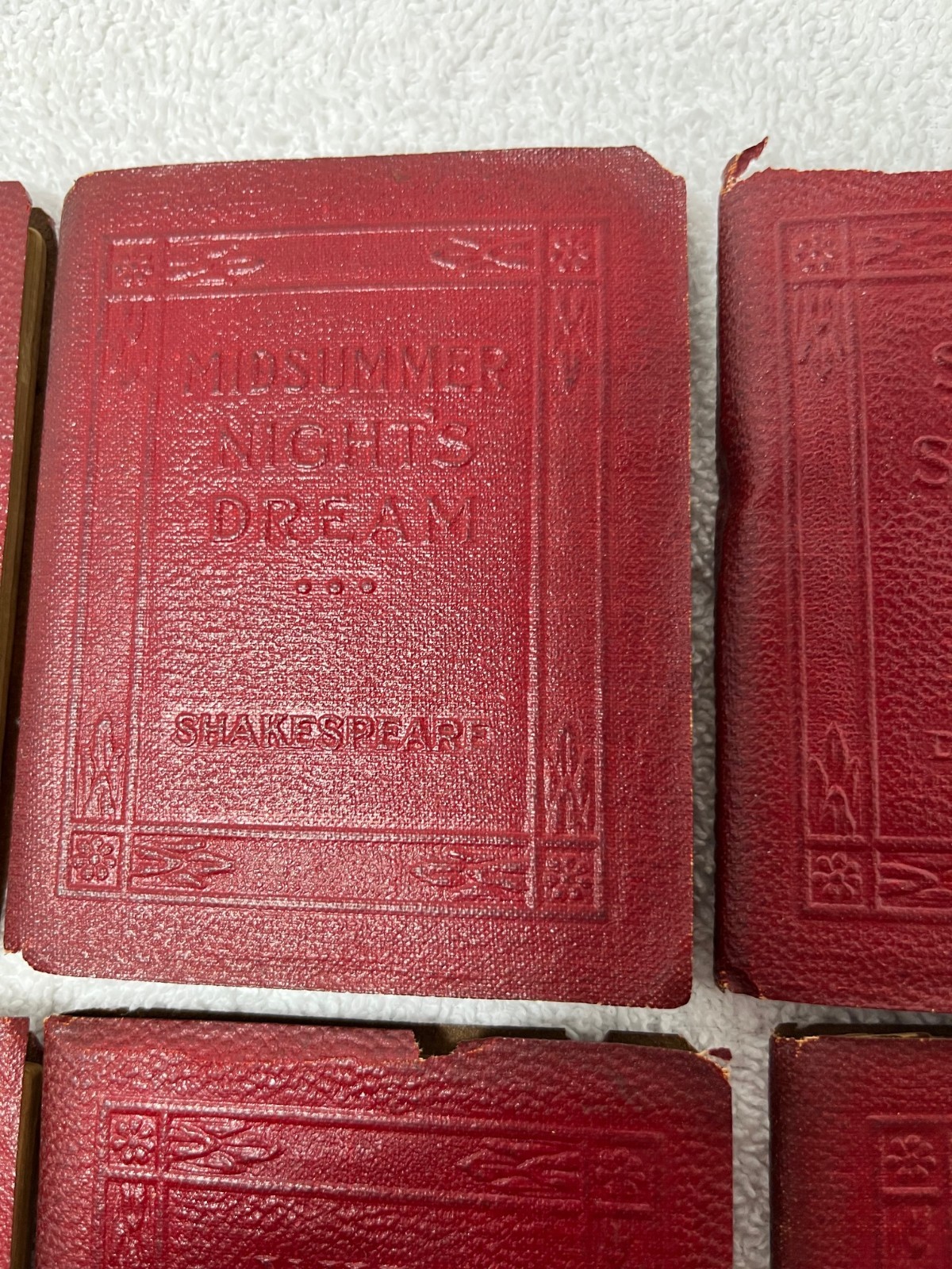 22 LITTLE LEATHER LIBRARY BOOKS 1920s Red Miniature LOT No Duplicates Literature