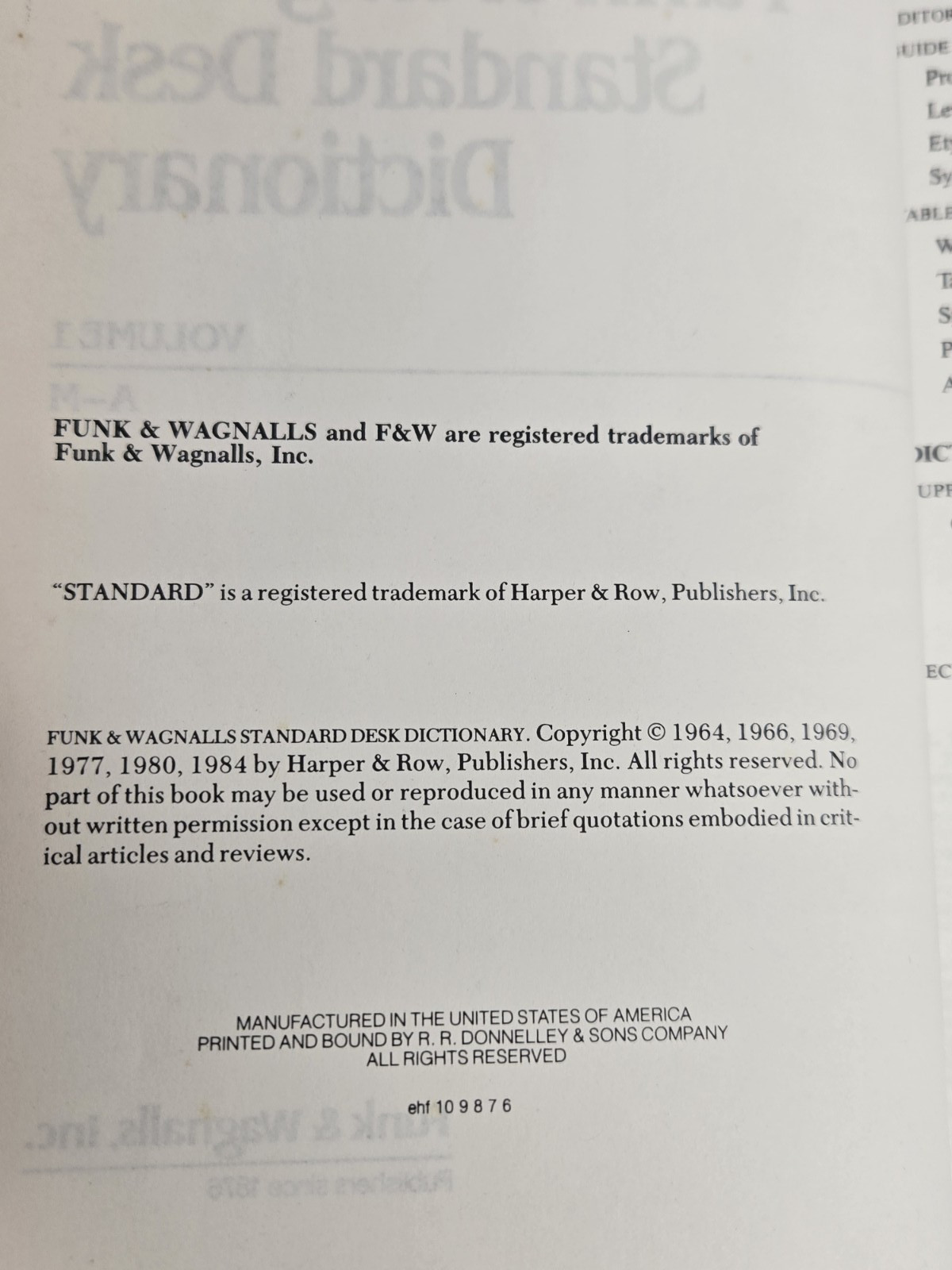 Funk Wagnalls Standard Desk Dictionary 2 Vol Set A-M N-Z 1980s Hardcover USA