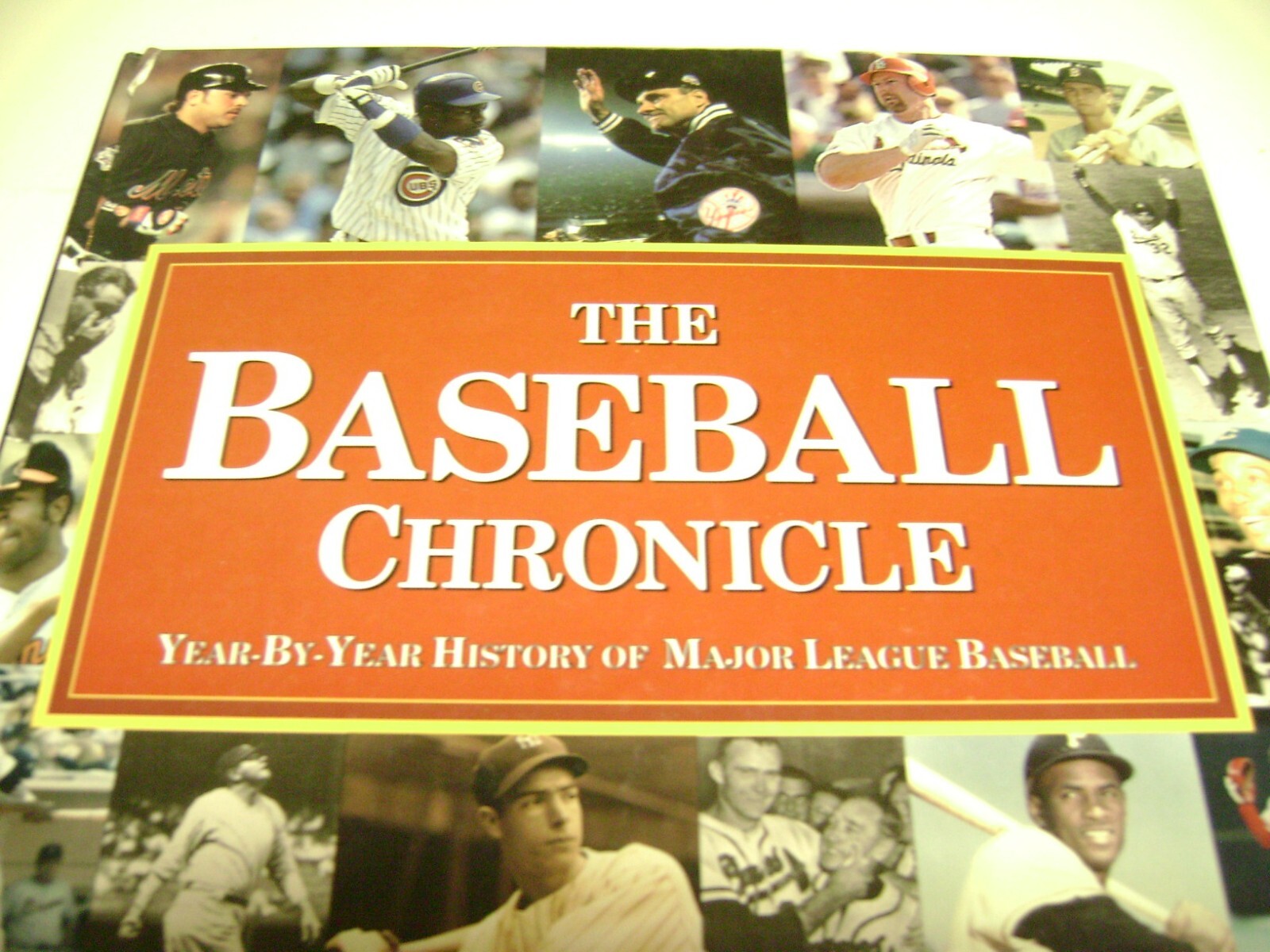 2001 Huge Hardcover Book The BASEBALL CHRONICLE Year By Year History, 656 pages