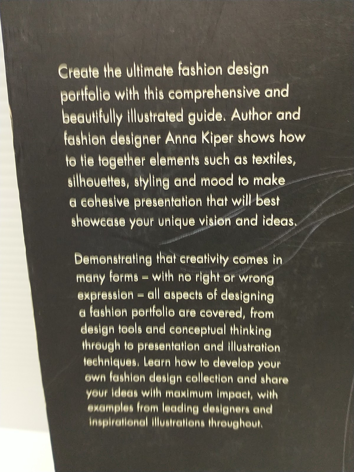 Fashion Portfolio: Design and Presentation by Kiper, Anna [Paperback, 224 pages]