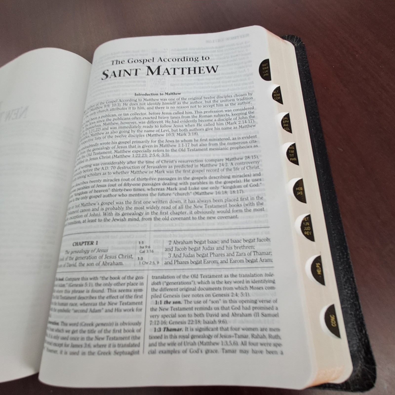 THE DEFENDERS STUDY BIBLE WORLD KJV BONDED LEATHER RED LETTER HENRY MORRIS 1995