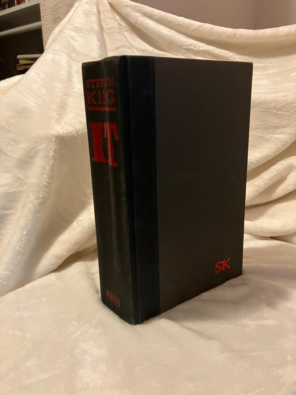 IT Stephen King (DT Gunslinger) Viking 1st Ed/1st Print Viking 1986 $22.95 NF/F