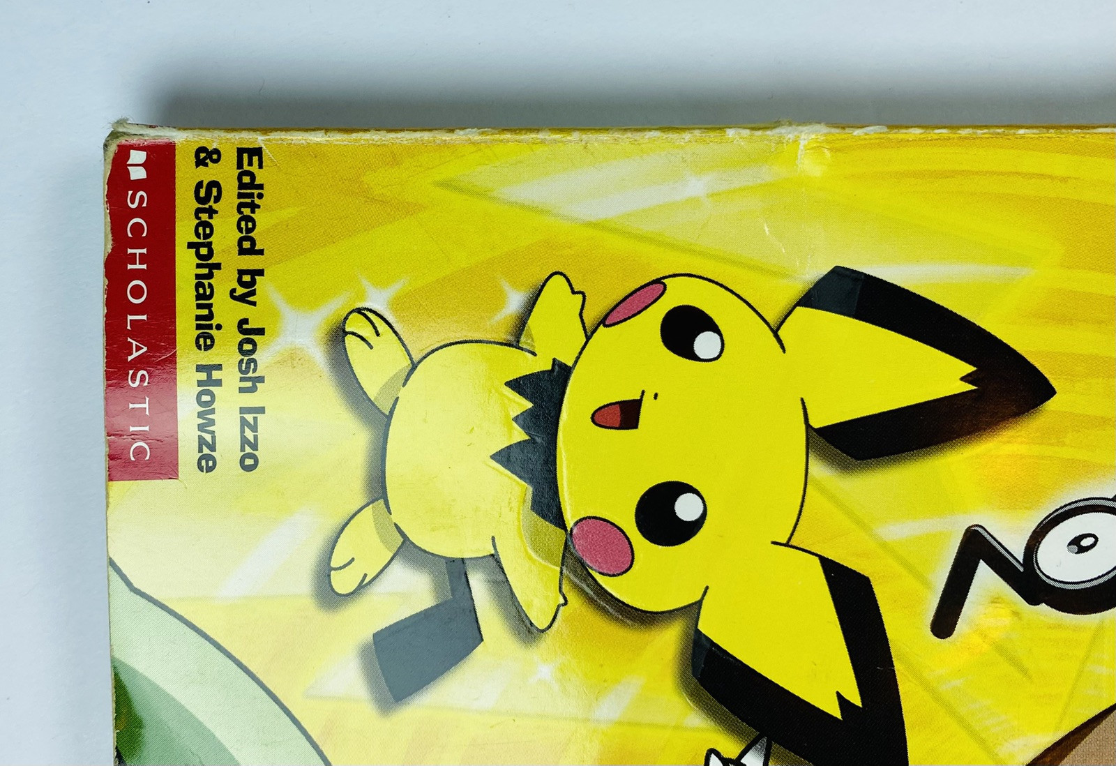 Official Pokemon Handbook 3 by Joshua Izzo, Stephanie Howze and Tina Painton…