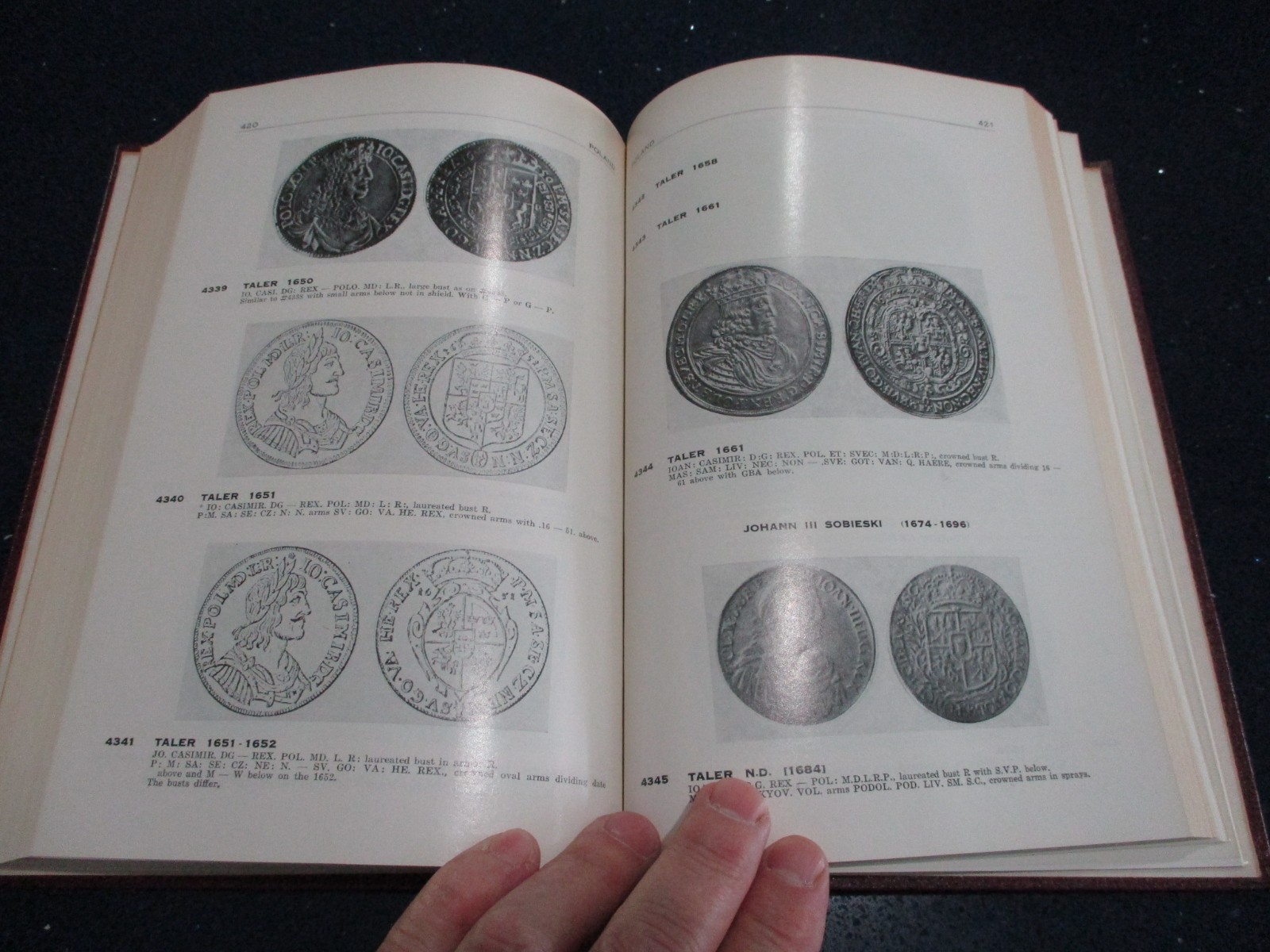 EUROPEAN CROWNS 1600-1700 Numismatic Coin Book by John S Davenport EXCELLENT!