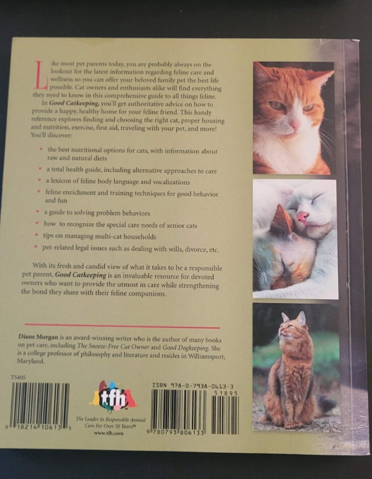 Lot 4 assorted cat care books