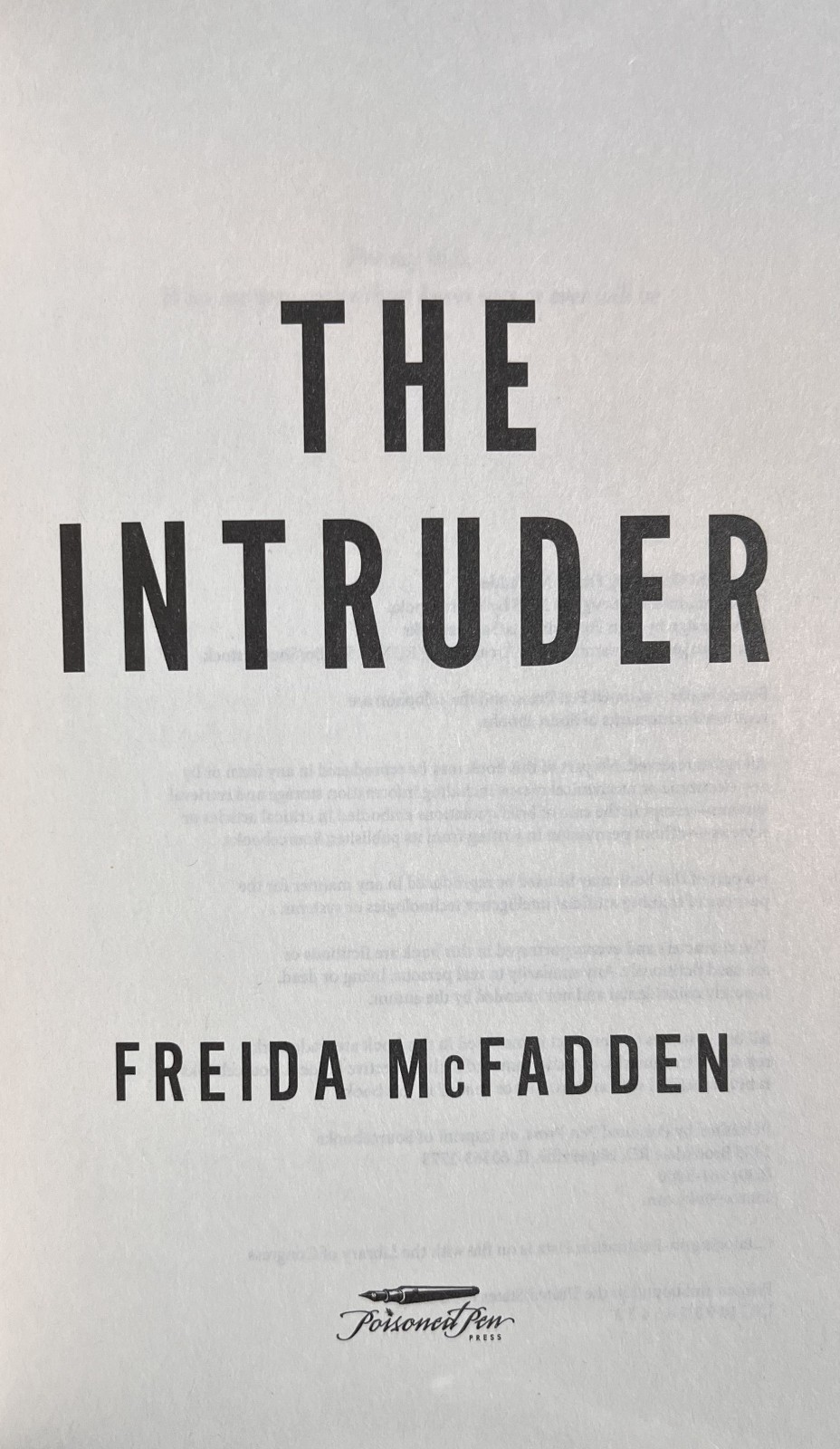 THE INTRUDER by Freida McFadden (2025, Hardcover) 1st/2nd – Sprayed Edges Deluxe