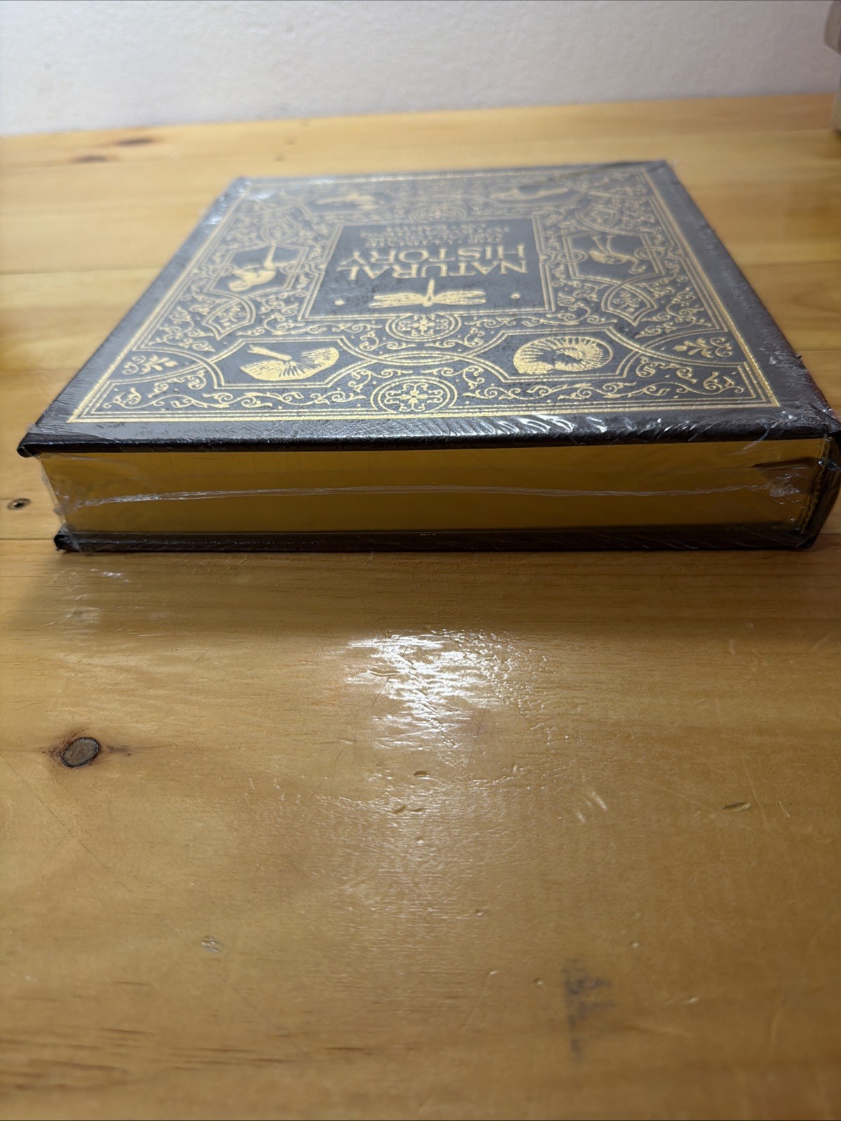 Smithsonian Natural History: The Ultimate Visual Guide Easton Press