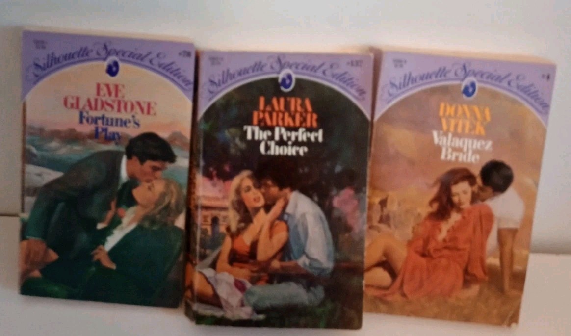 HUGE Lot of 32 VINTAGE 1980s SILHOUETTE SPECIAL EDITION SERIES Romance Books. 🩷