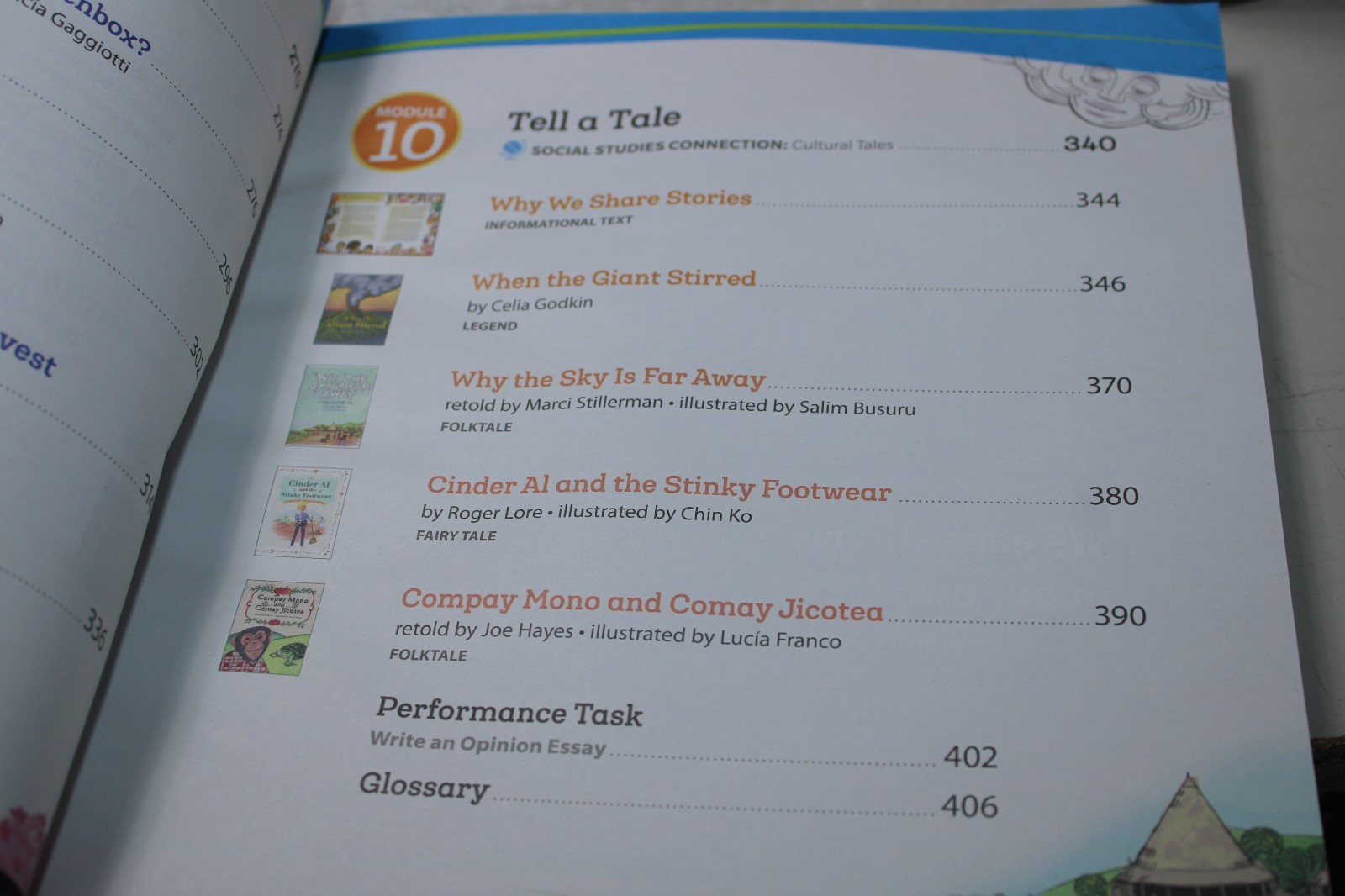 Student Grade 3 (Into Reading, 2) – myBook 2 Paperback HMH