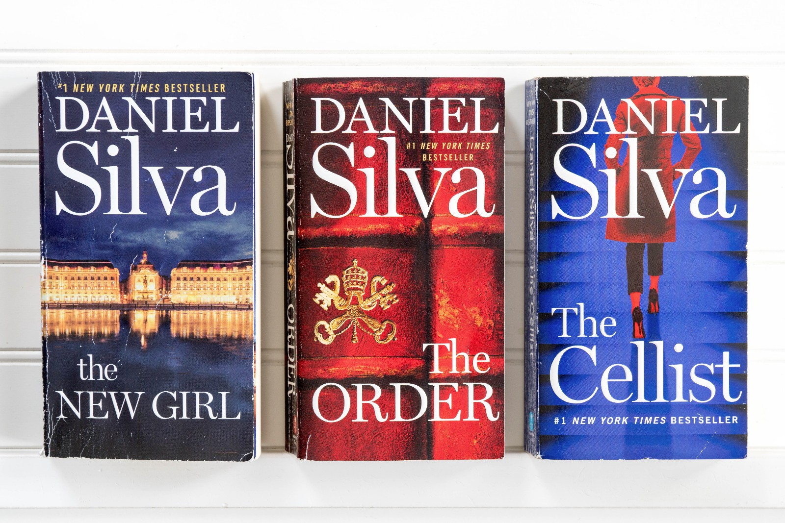 Daniel Silva Lot of 26 GABRIEL ALLON Complete Series (#1-23) Set Paperback Books