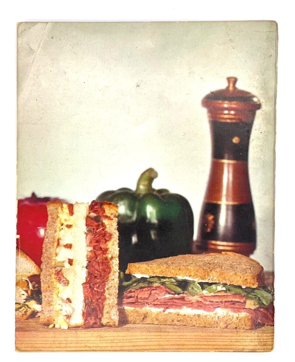230 Tasty Sandwich Recipe Cookbook Culinary Arts Institute Vintage 1969-48 pages
