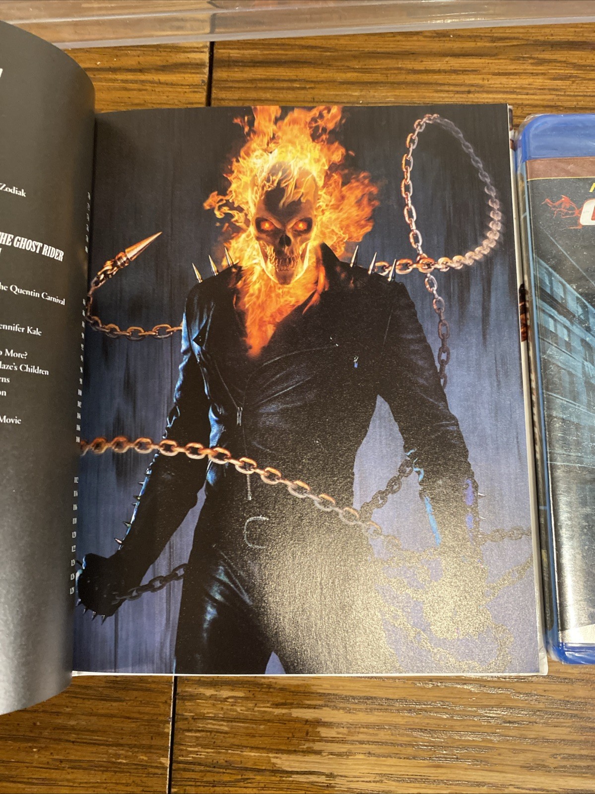 Ghost Rider Blu-ray Ext Cut (New) & Ghost Rider: The Visual Guide Andrew Darling