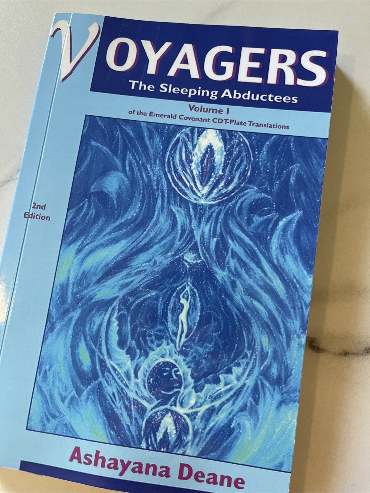 1Voyagers Vol.1 „The Sleeping Abductees“ ,2nd Edition,By Ashayana Deane Reprint