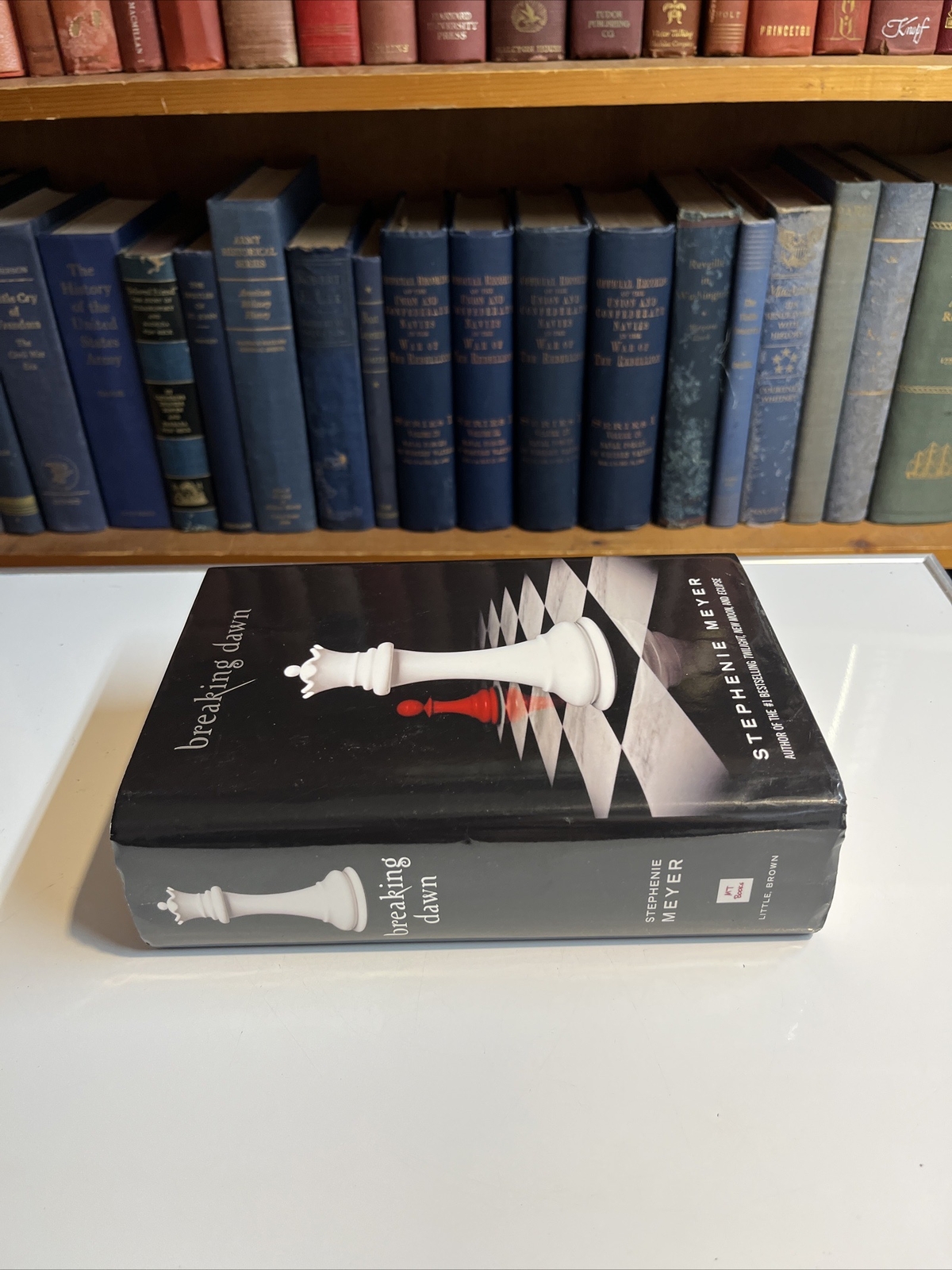 The Twilight Saga Ser.: Breaking Dawn by Stephenie Meyer (2008, Hardcover)