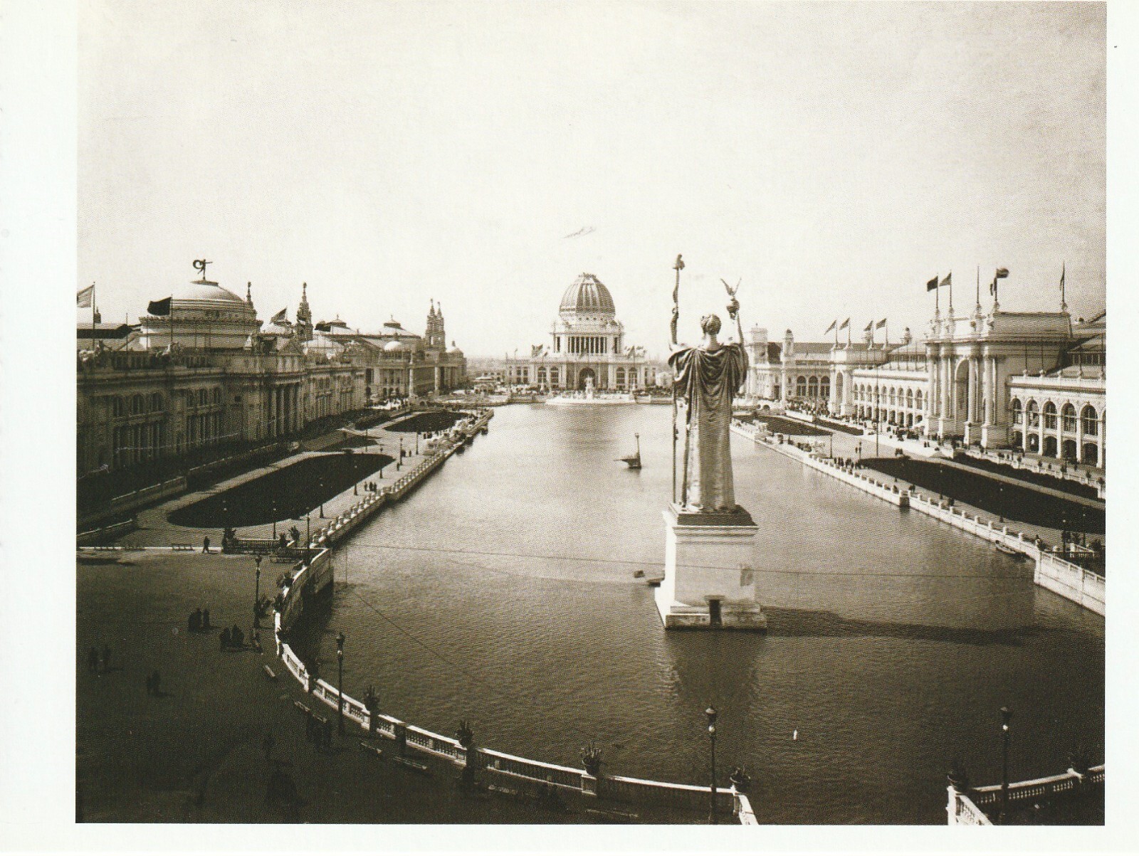 The White City: Chicago’s World’s Columbian Exposition 1893, Book of 30 Postcard
