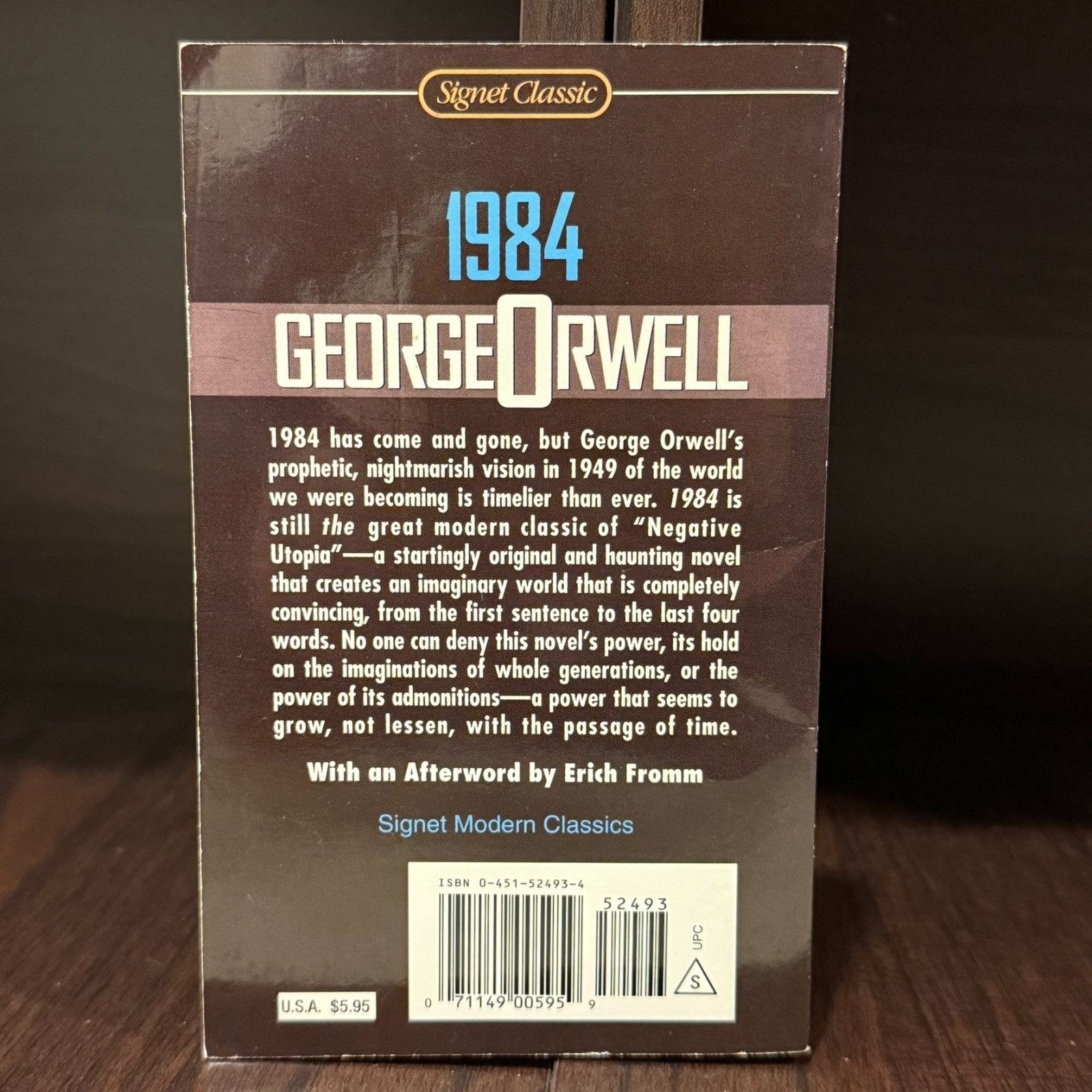 1984 Signet Classics Vintage Paperback | George Orwell Dystopian Classic 👁️ 📺