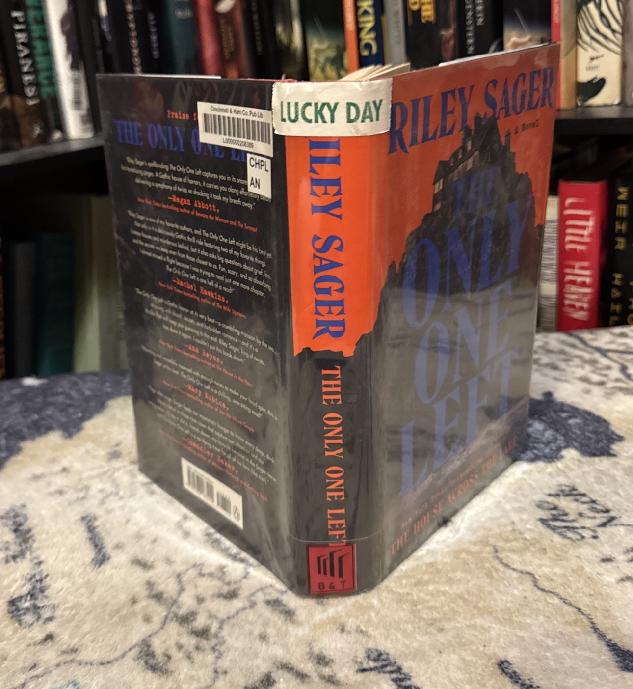 The Only One Left – Riley Sager (Hardcover) 1st/1st, Ex-Lib.