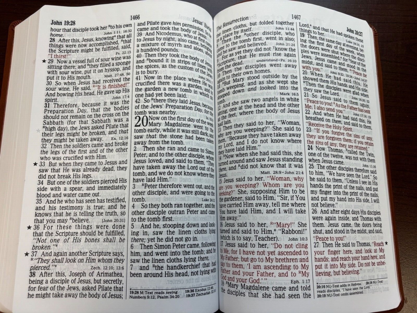 Super Giant Print Bible NKJV Imitation Leather Largest Print 16 point BRAND NEW!
