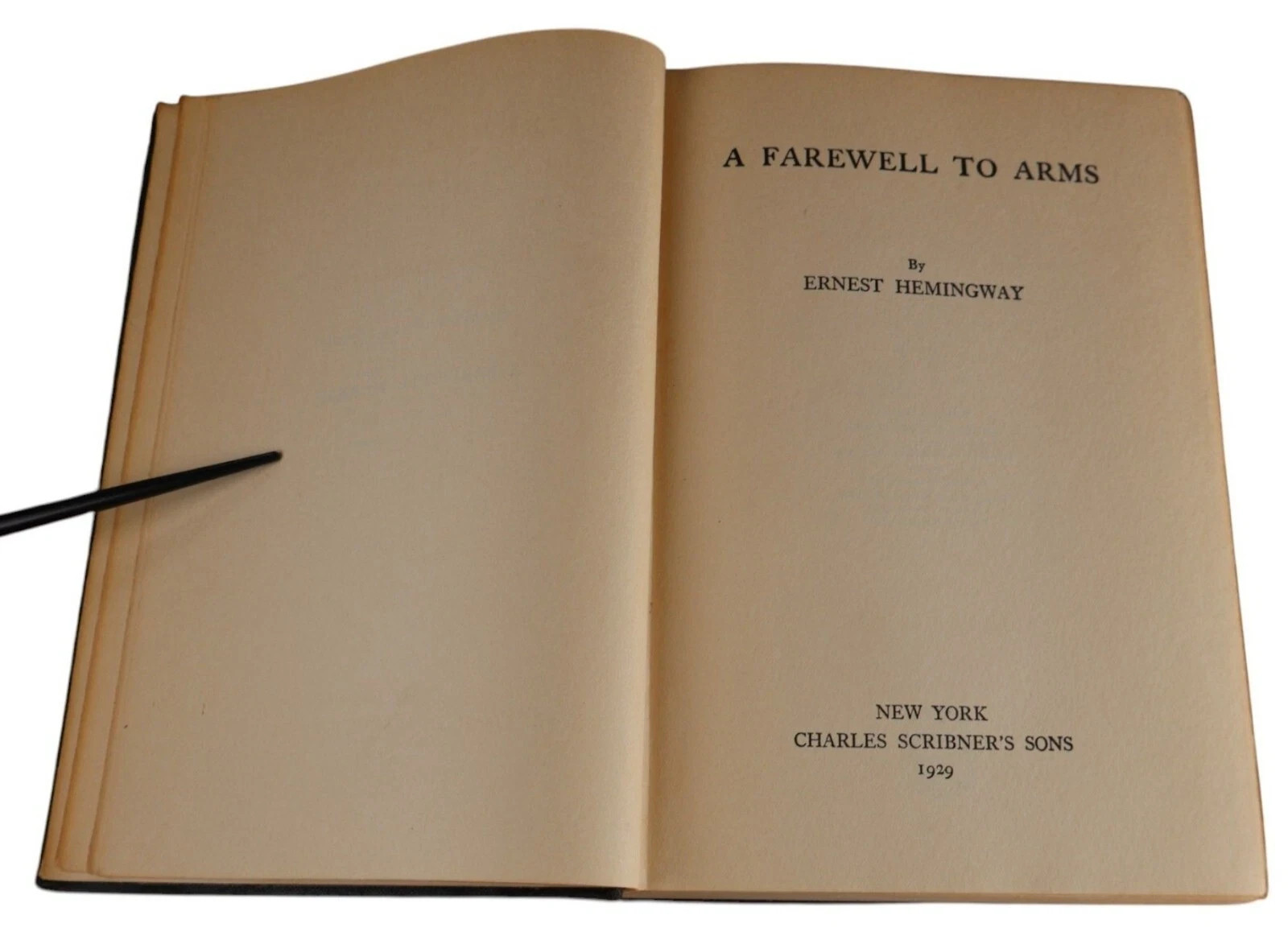 Ernest Hemingway A Farewell to Arms 1929 Scribner HC 5th Print No DJ