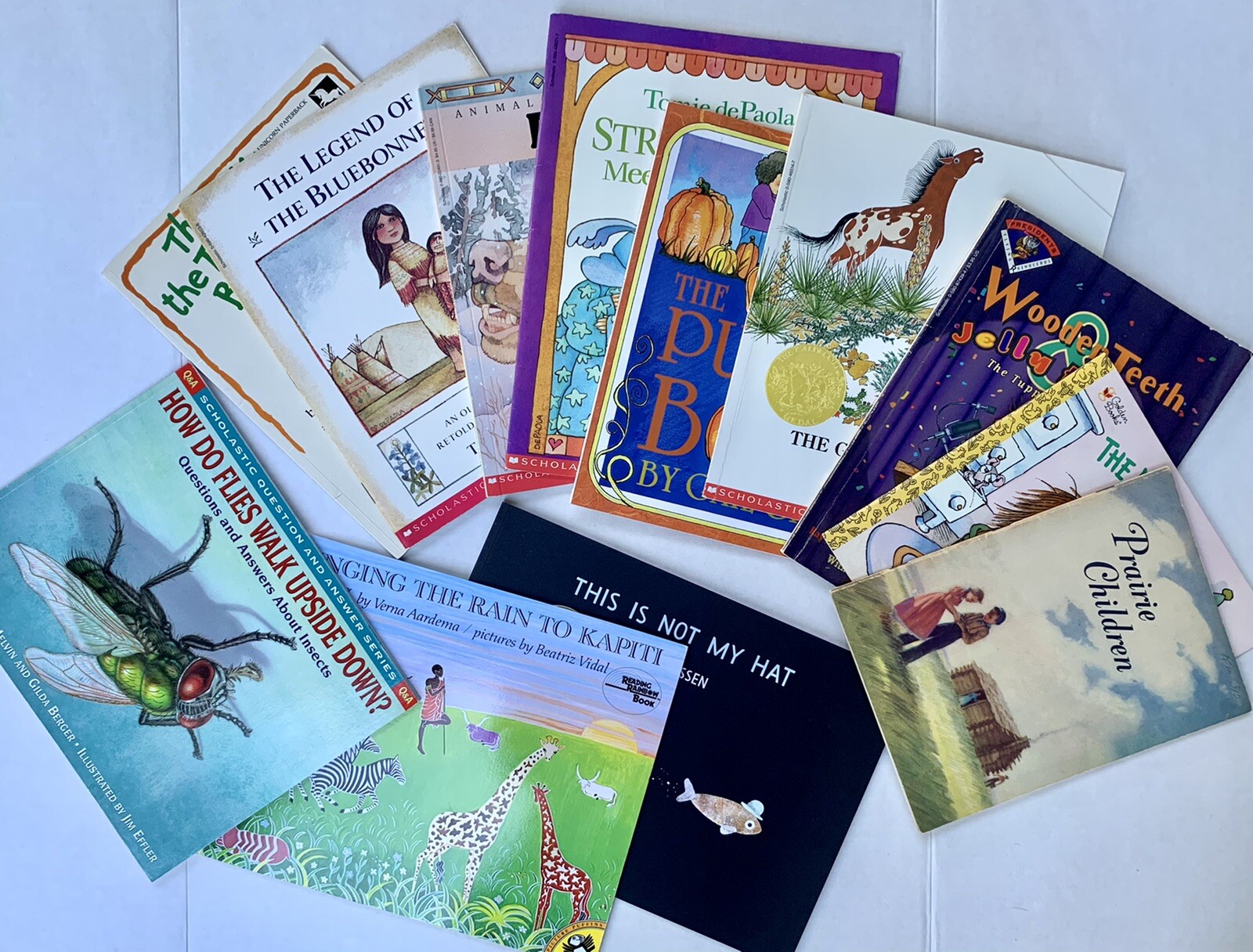 Lot Of 12 Children’s Books 1940 to 2000’s 3lbs 4.5oz Good Pre Owned Educational