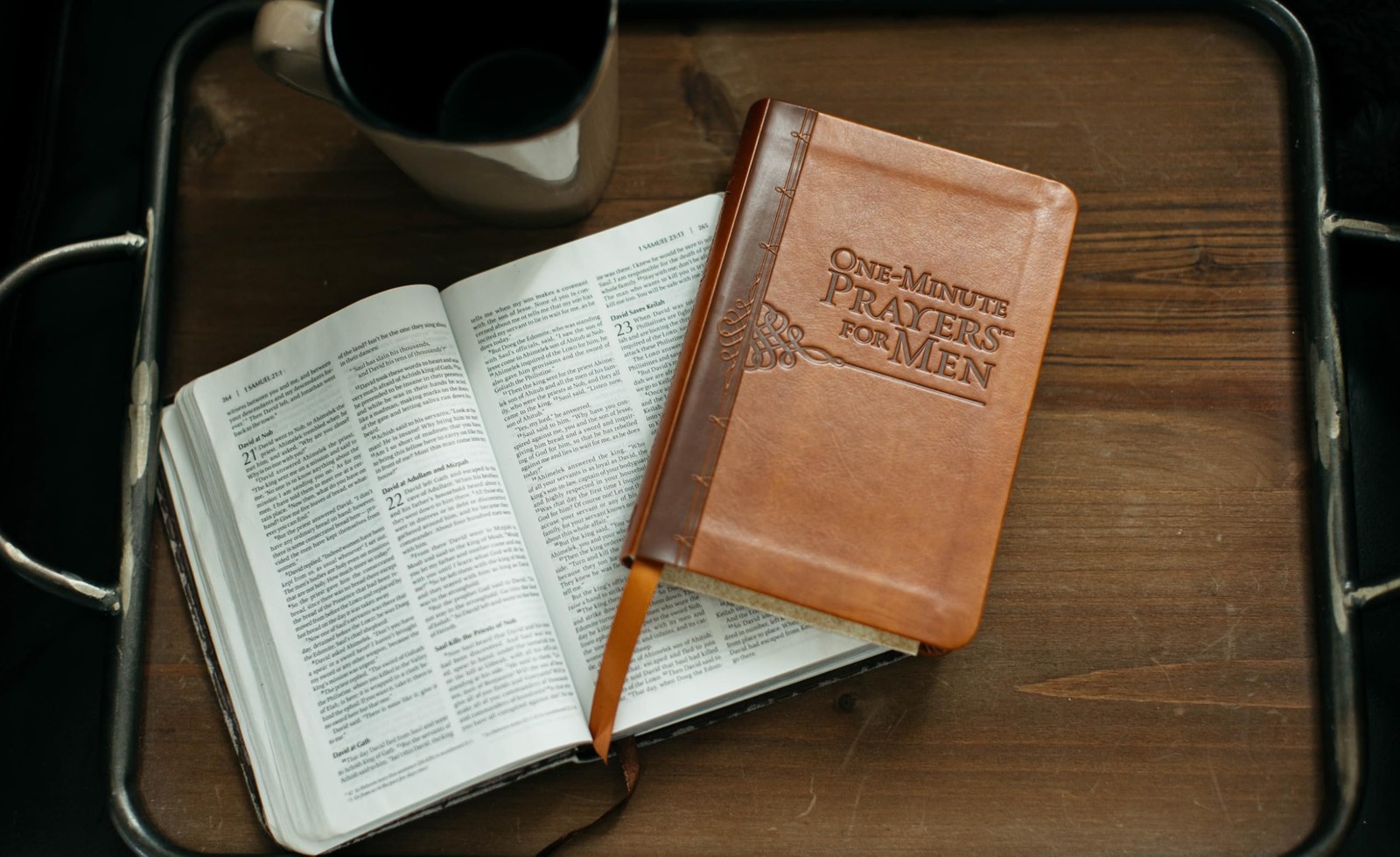 One-Minute Prayers for Men (Milano Softone): Short Prayers wit…
