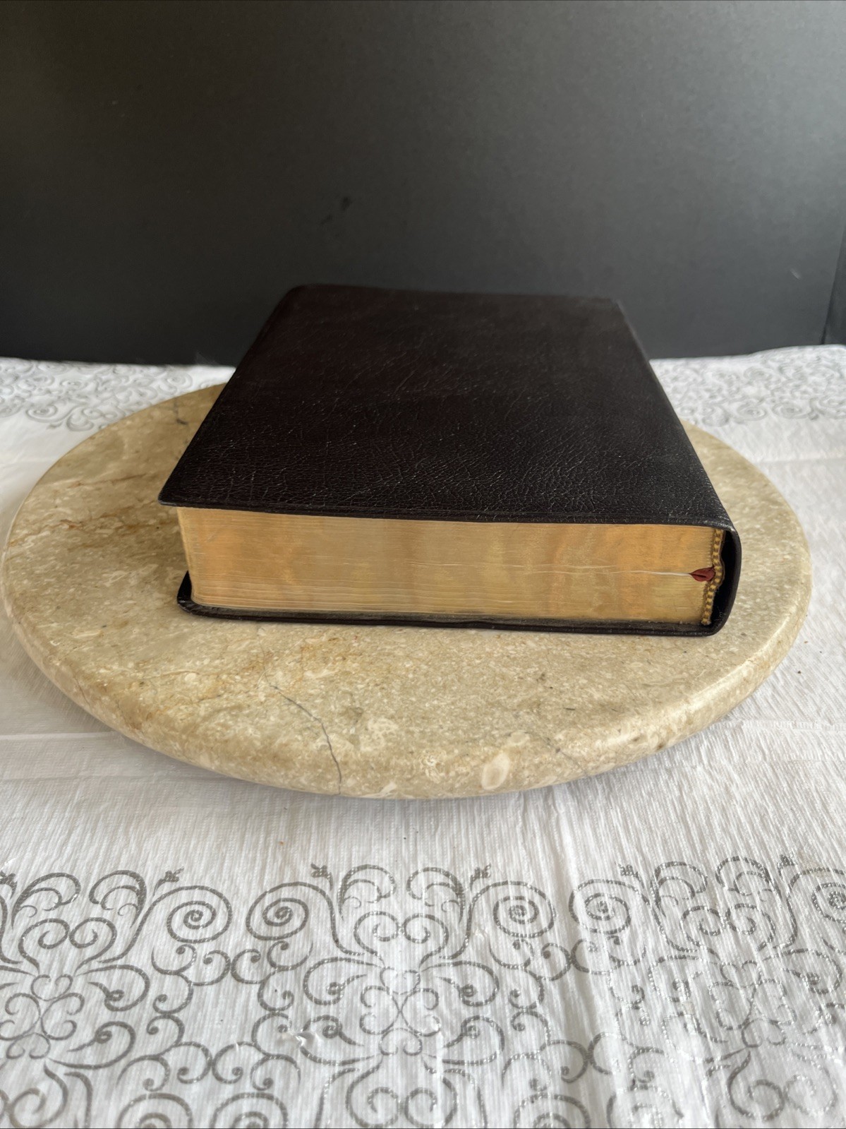 1976 KJV Holy Bible Giant Print References Concordance Red Letter Leather Book