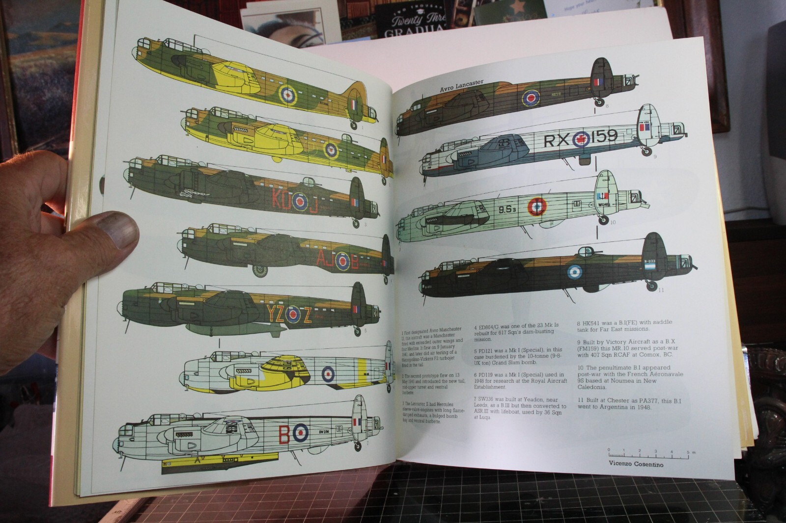 Aircraft of World War II by Bill Gunston Hardcover 208p (M92818)