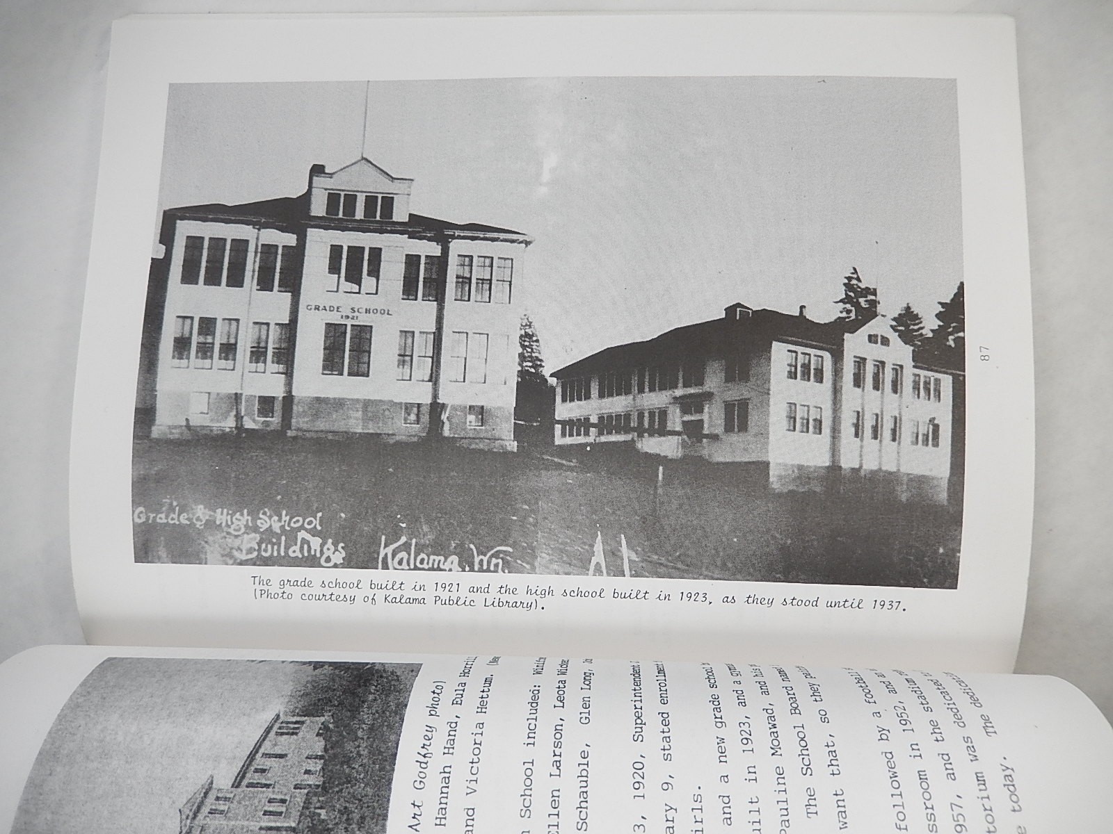 Kalama Washington: A Centennial History, 1990, Paperback, 220 pages