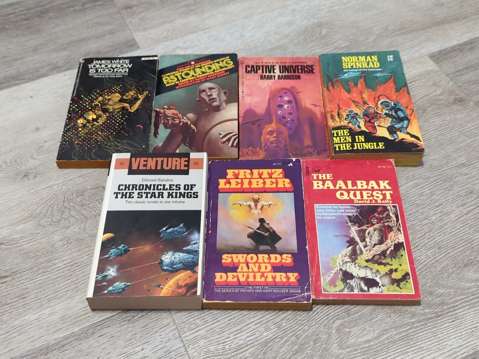 Pulp Sci-fi/Fantasy 7 paperback lot. Space Opera and Sword & Sorcery.
