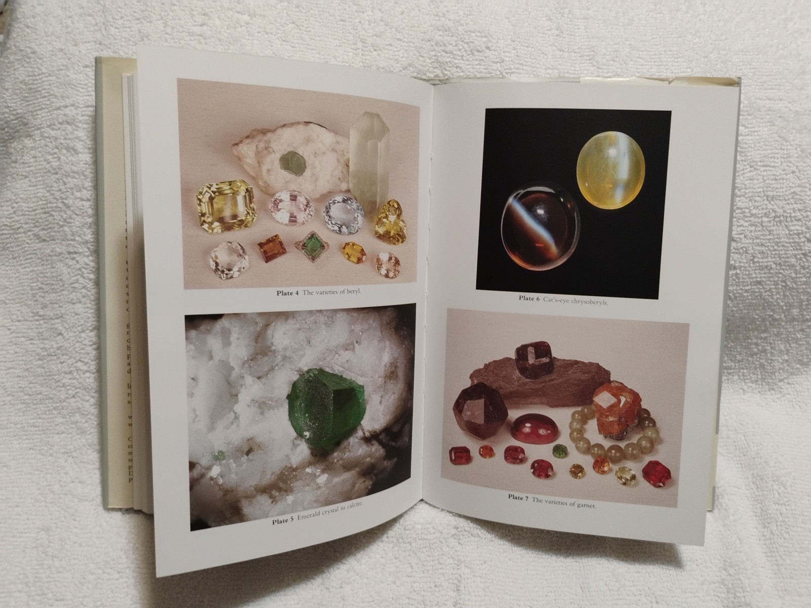 Gemstones By Michael O’Donoghue 1988 HC Illustrated Color Plates Precious Stones