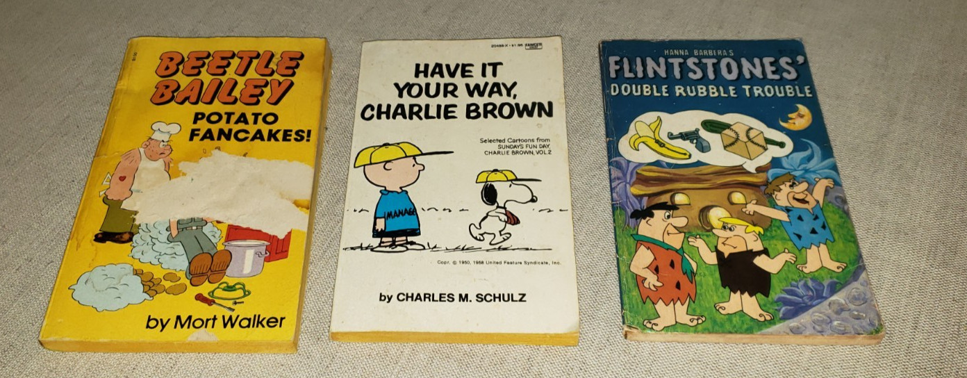 6 VINTAGE PAPERBACK BOOKS SEE DESCRIPTION