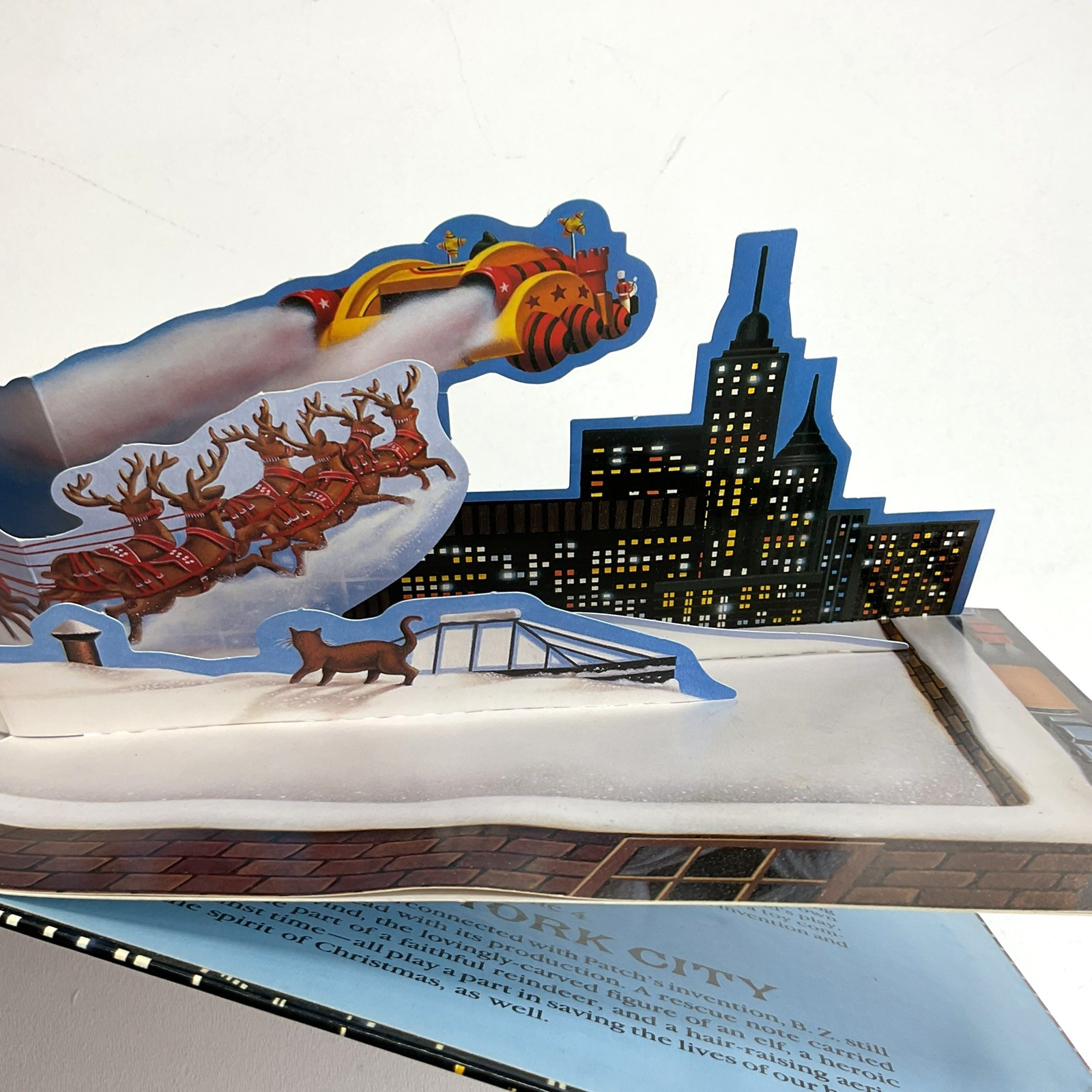 Pop Up Panorama SANTA CLAUS THE MOVIE By Dan Kirk Hardcover Book 3D Scenes 1985