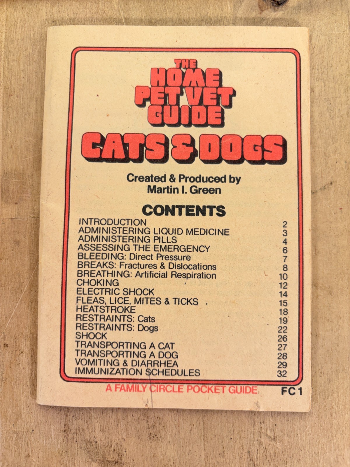Lot 4 Vtg Cat Books, Uncanny Cats, The Pocket Pet Encyclopedia, Home Pet Guide