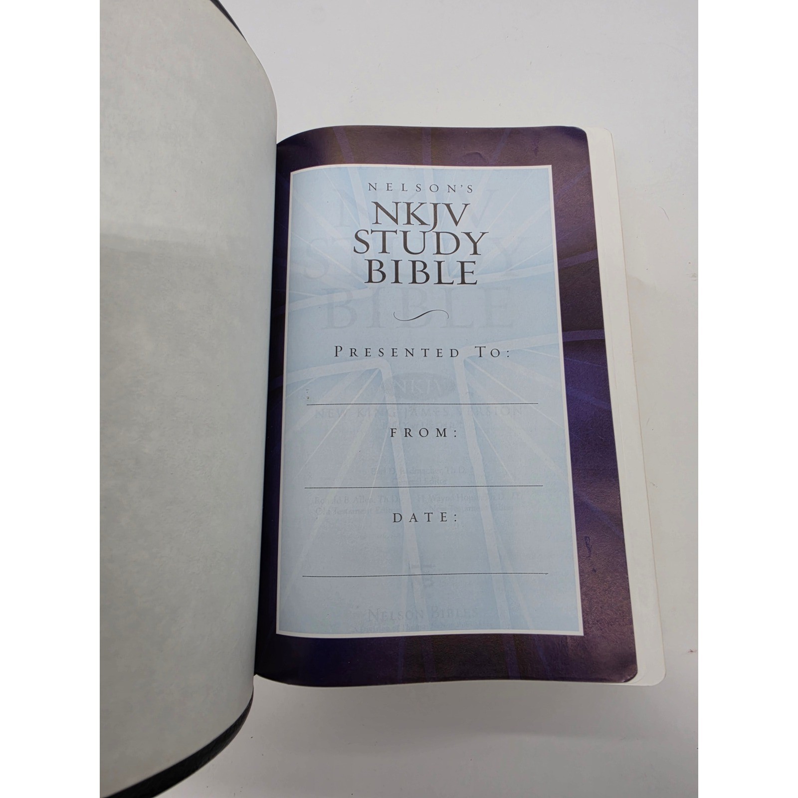 Nelson NKJV Study Bible New King James Version Black Bonded Leather Gold Gilded