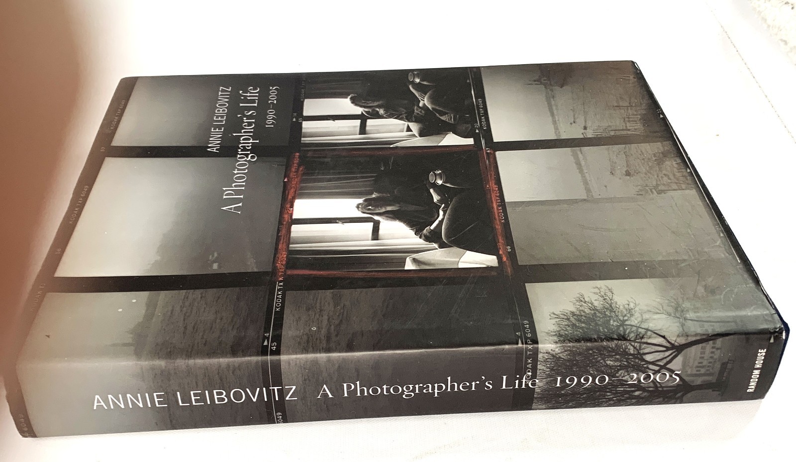 Annie Leibovitz A Photographer’s Life 1990-2005 Hardcover 2006 First Edition VG