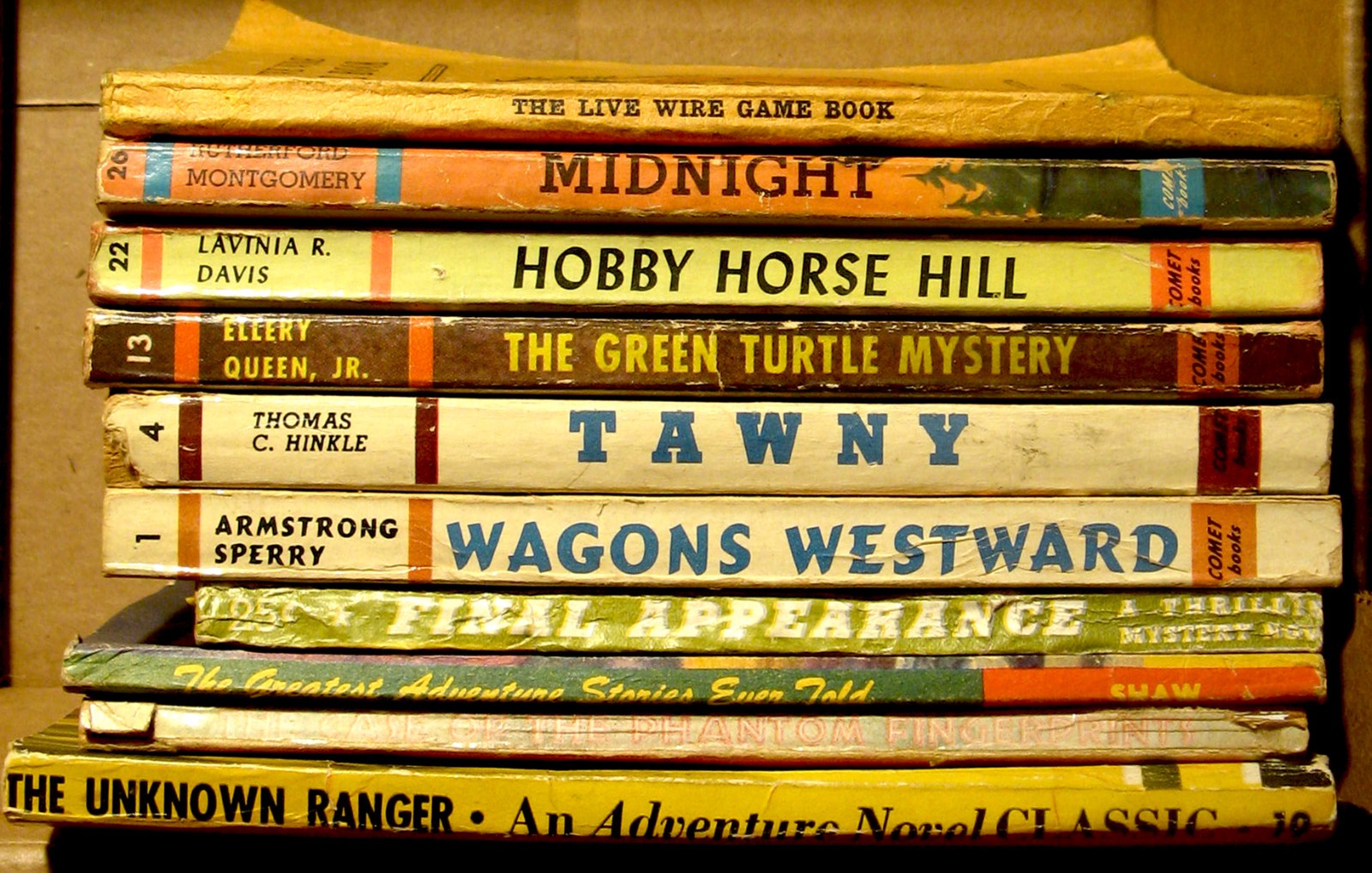 Lot of 10 very early MYSTERY oversize paperbacks © 1930s-1940s + Tawny & horses