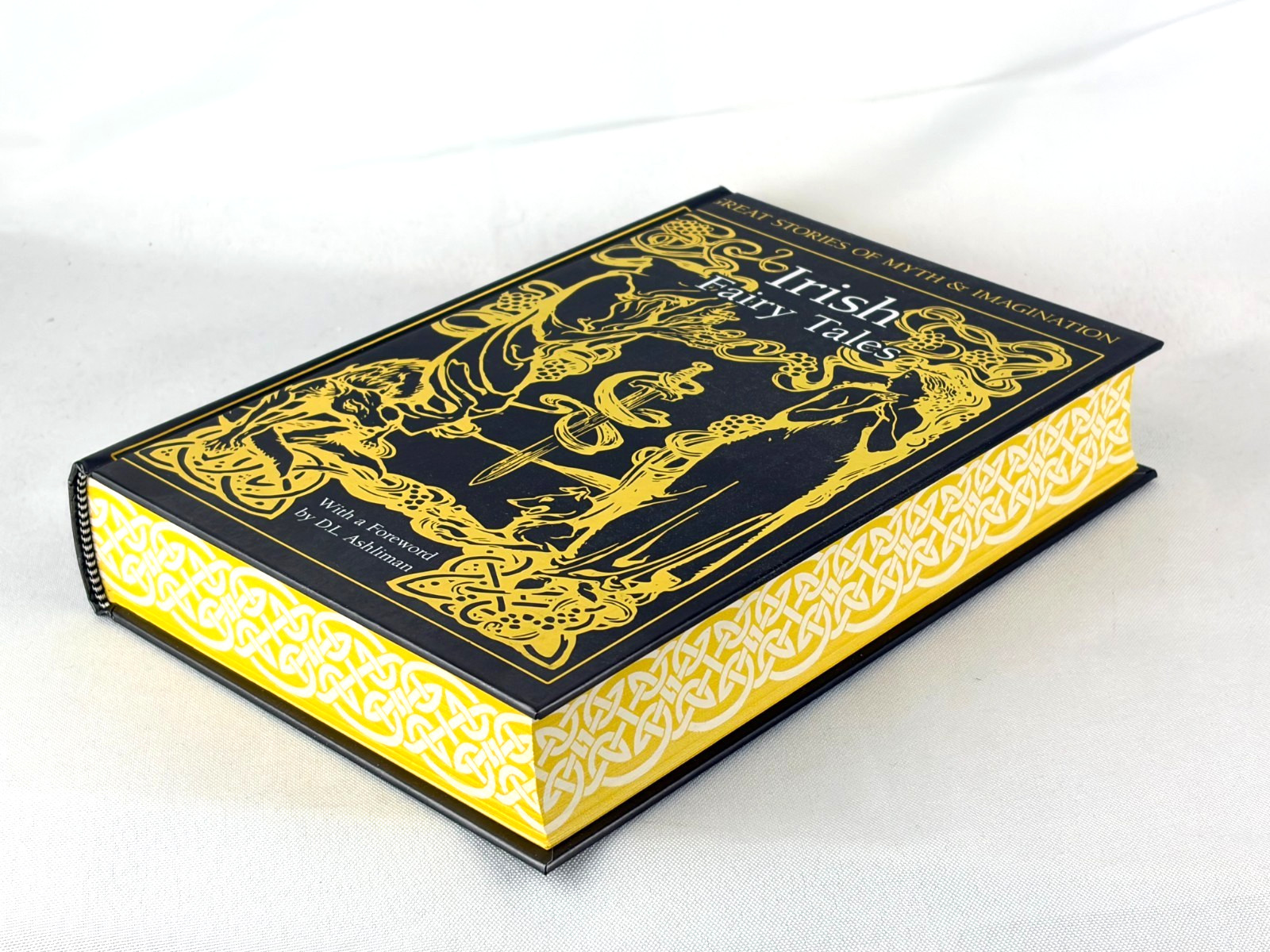 Irish Fairy Tales Anthology of Classic Tales Sprayed Edges Deluxe Edition *New*