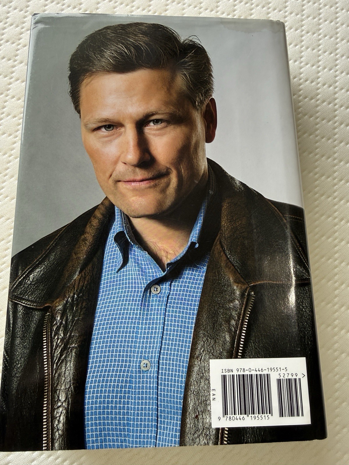Novel True Blue By David Baldacci, Hard Cover Book Pre-owned In Good Condition