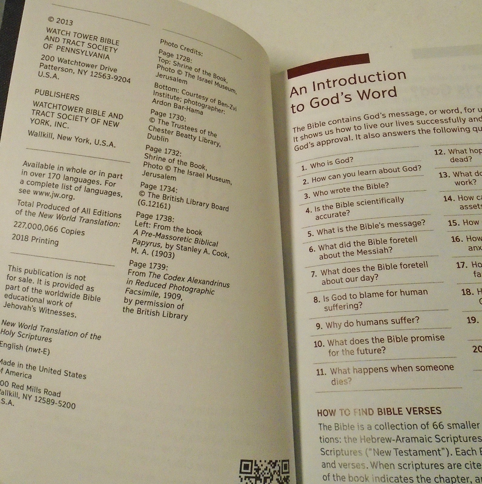 Bible New World Translation of the Holy Scriptures 2013 Gray Softcover