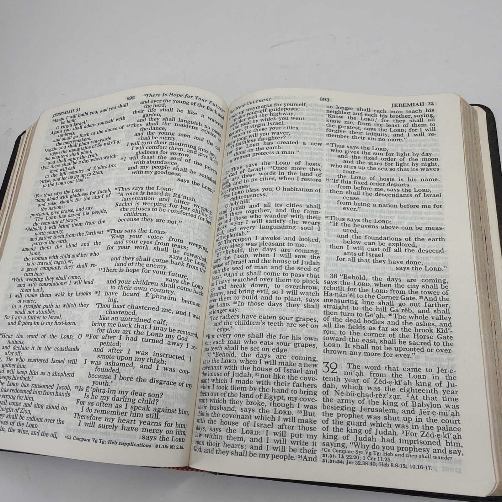 VTG 1971 Holy Bible Black Genuine Leather Revised Standard Version Melton No Rl