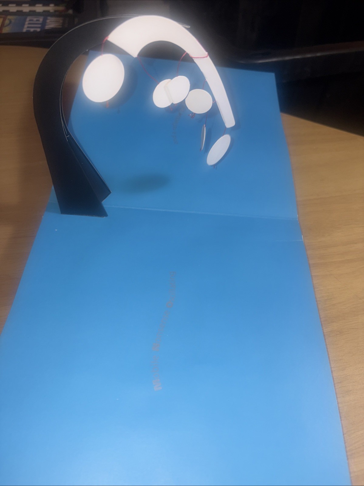 BLUE 2: A POP-UP BOOK FOR CHILDREN OF ALL AGES By David A. Carter & David VG