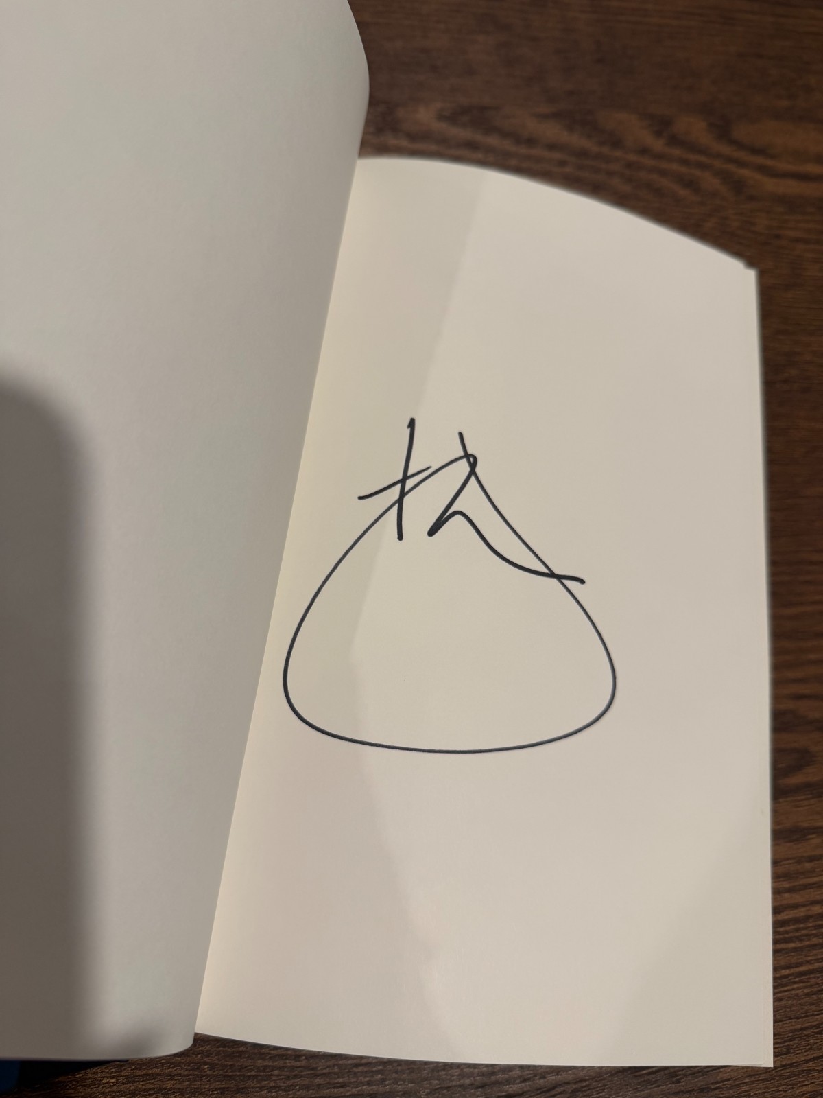 Atmosphere – Taylor Jenkins Reid SIGNED BARNES & NOBLE EXCLUSIVE Edition