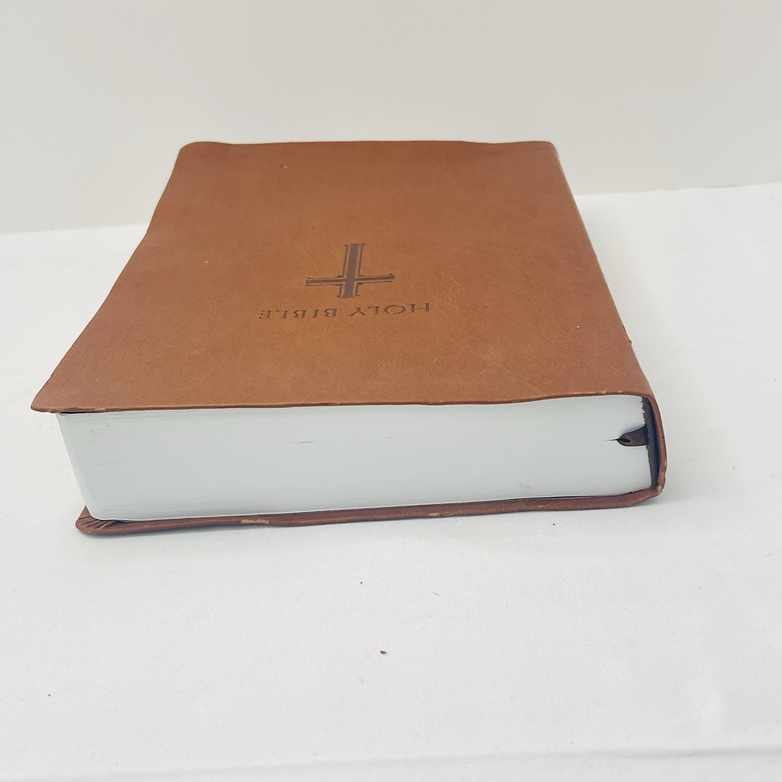 Holy Bible – NKJV Brown Imitation Leather – Super Giant Print Edition