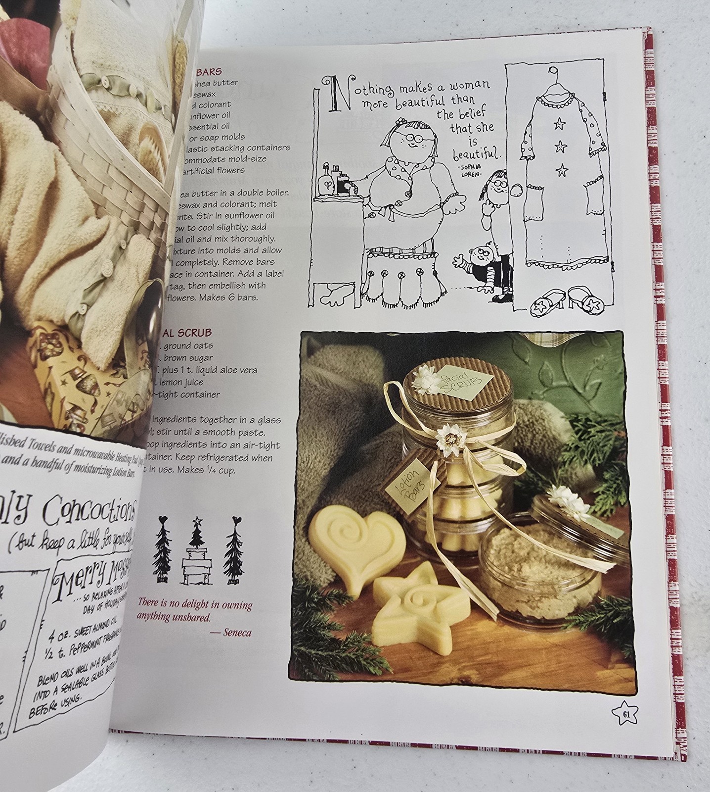 Lot of 5 Gooseberry Patch Cookbooks & Crafts w/ Organizer Hardcover & Paperback